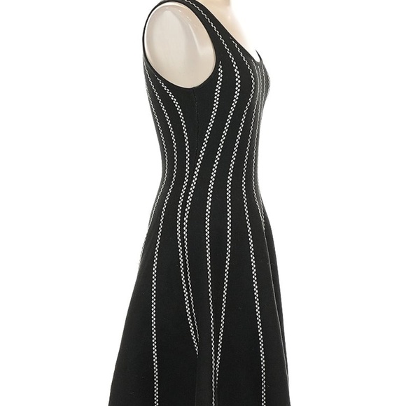 Soloiste flare black and white cocktail dress, Size S. Never worn - Picture 3 of 5